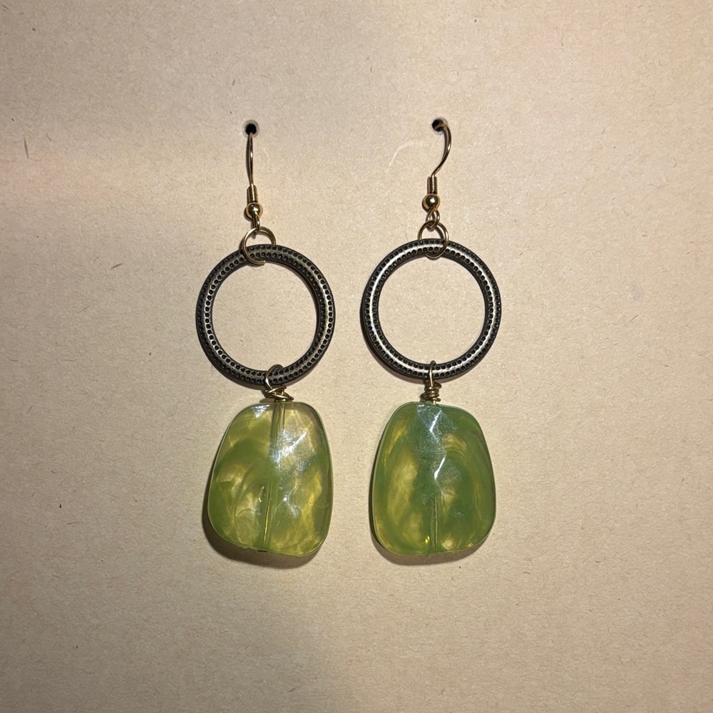 Elegant Green Dangle Earrings